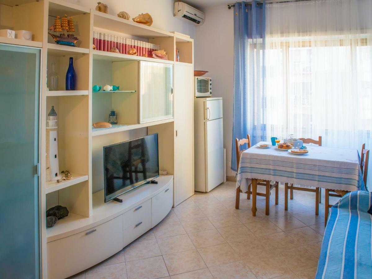 B&B Calypso Лидо-ди-Остия Экстерьер фото